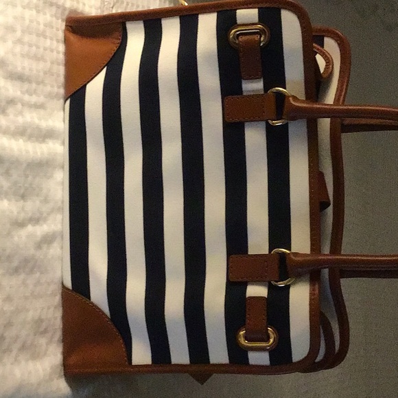 BRAND NEW MICHAEL KORS  STRIPED CANVAS W/TAN LEATHER TRIM TOTE BAG - Picture 4 of 6